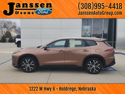 2025 Toyota Crown Signia XLE