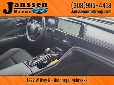 2025 Toyota Crown Signia XLE