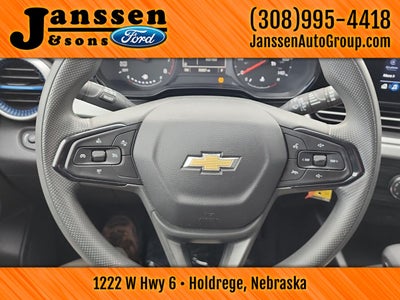 2025 Chevrolet Trax LS