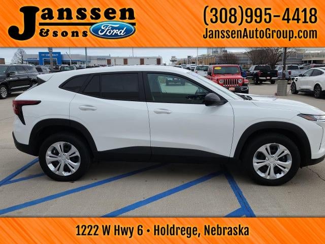 2025 Chevrolet Trax LS