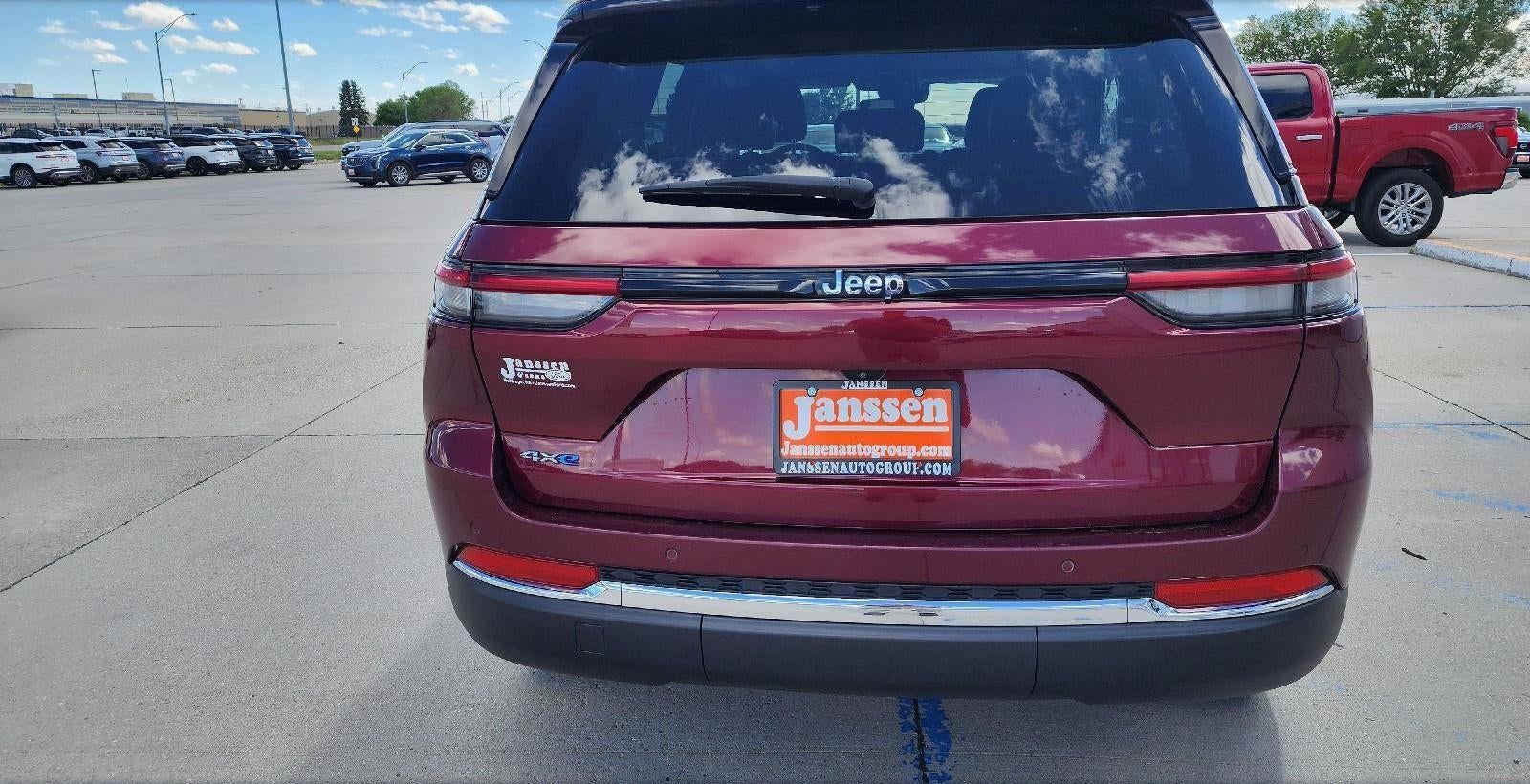 2023 Jeep GRAND CHEROKEE 4xe