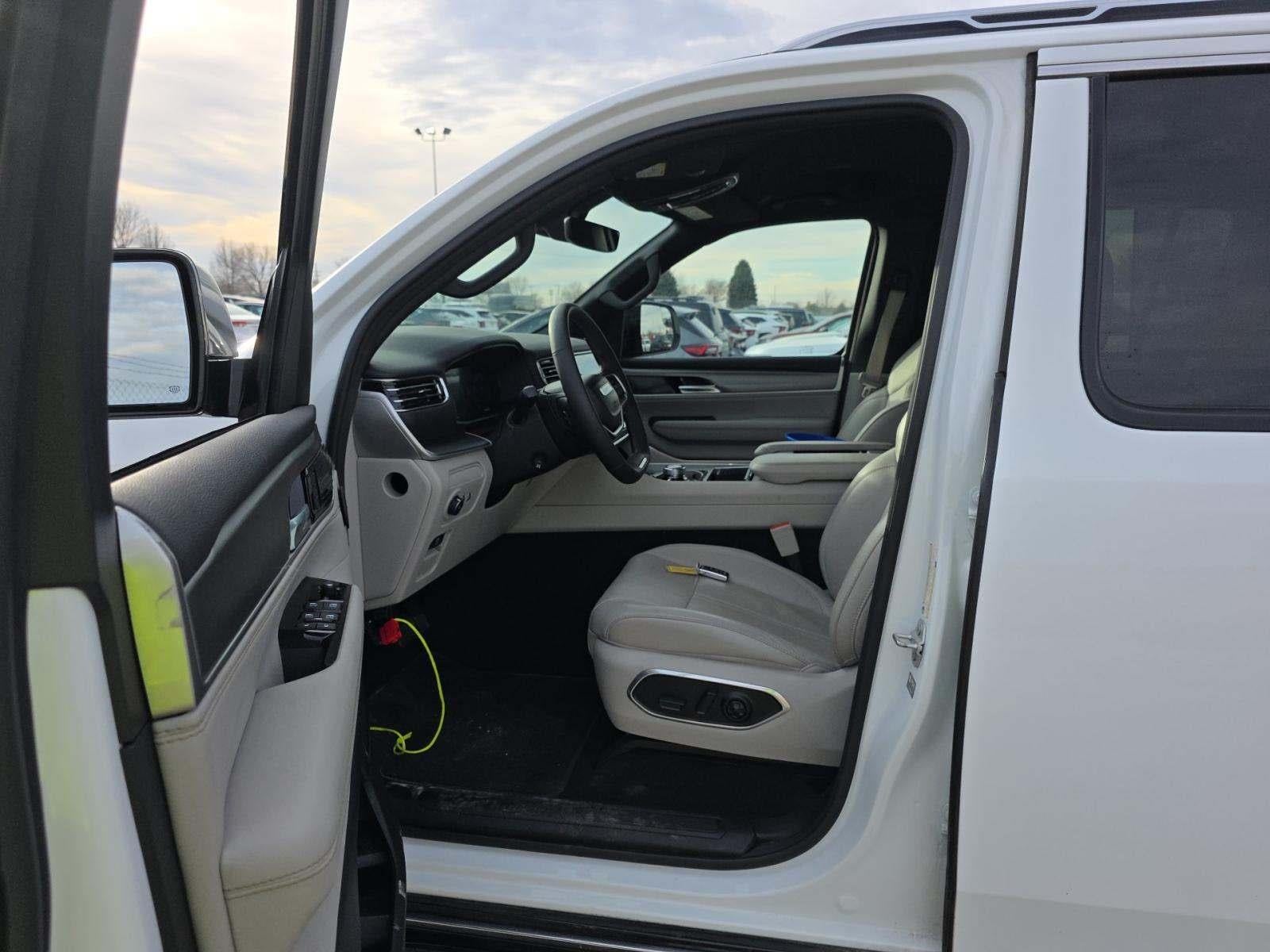 2025 Jeep Wagoneer L Series III