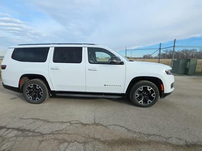 2025 Jeep Wagoneer L Series III