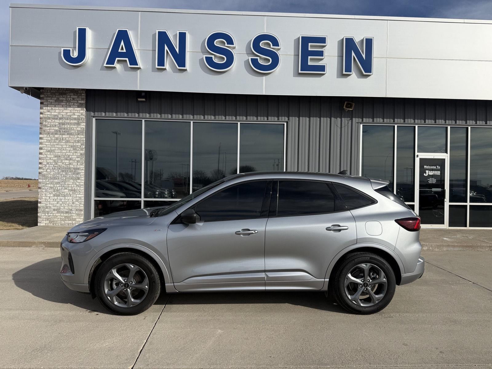 2024 Ford ESCAPE ST-Line