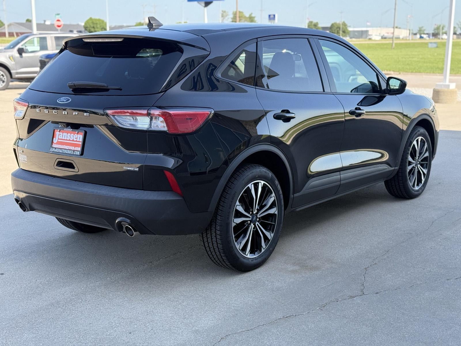 2021 Ford Escape SE Hybrid