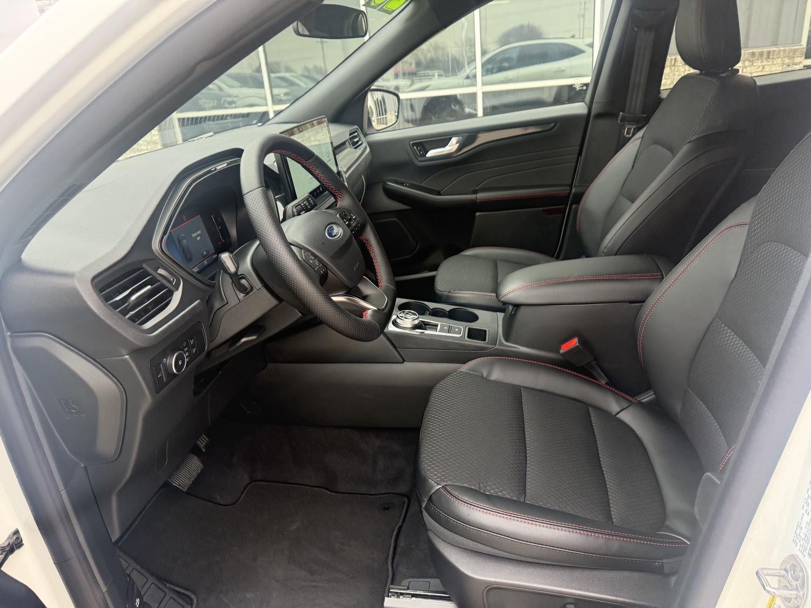 2026 Ford Escape ST-Line Select