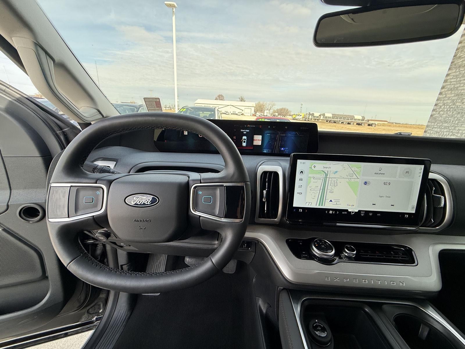 2025 Ford EXPEDITION MAX Active