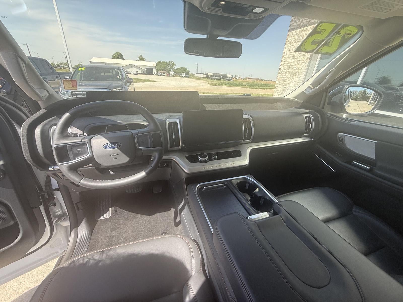 2025 Ford Expedition Max Active