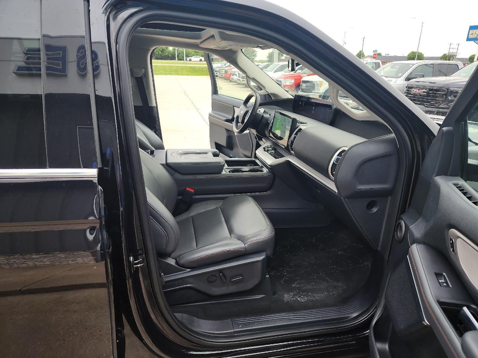 2025 Ford Expedition Max Active