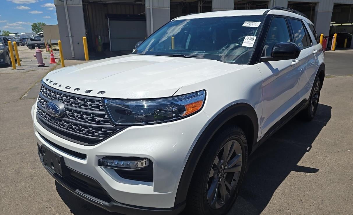2023 Ford Explorer XLT