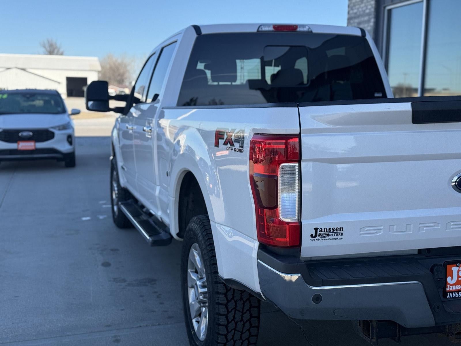 2018 Ford Super Duty F-250 SRW LARIAT