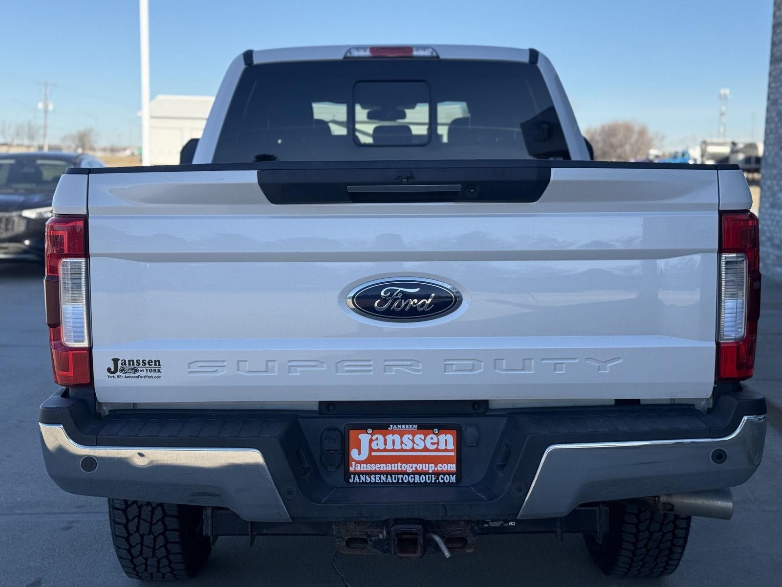 2018 Ford Super Duty F-250 SRW LARIAT