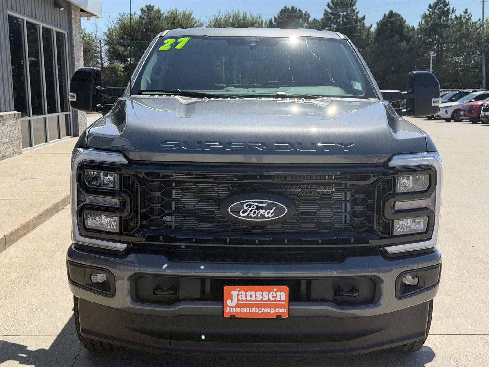 2027 Ford Super Duty F-250 Srw LARIAT