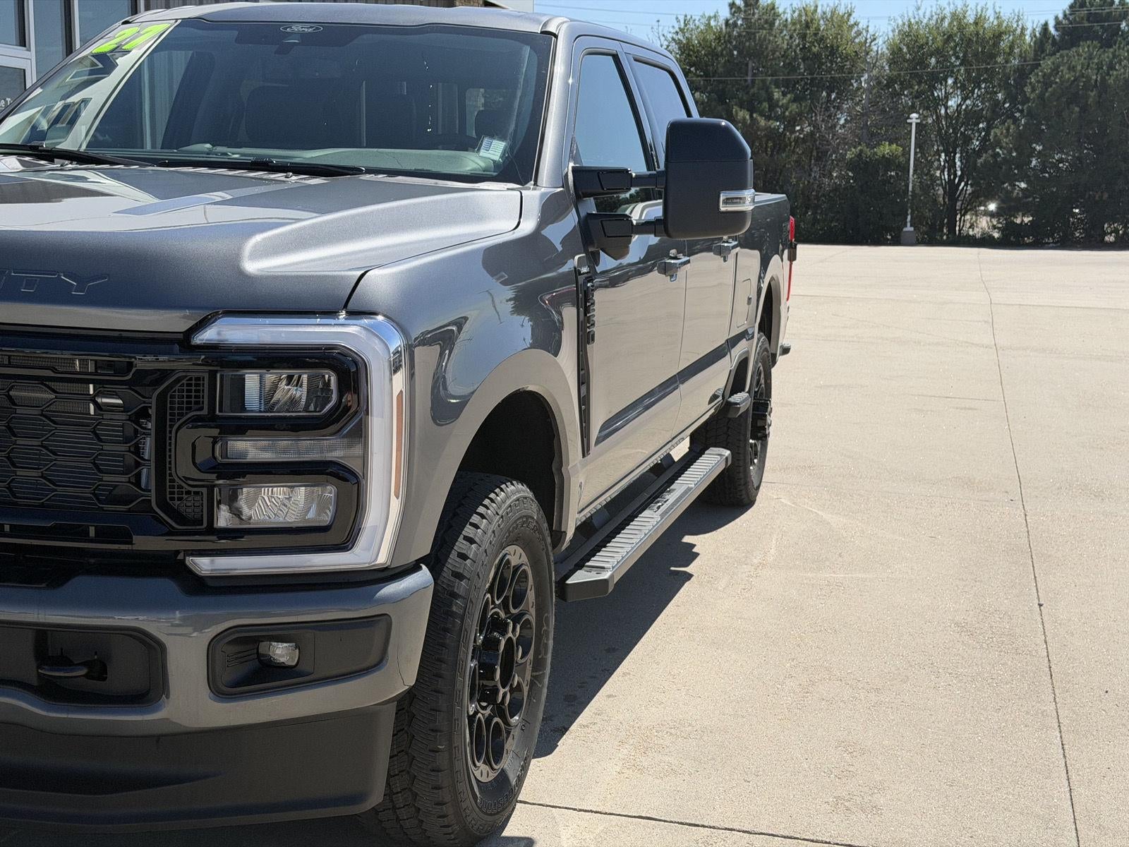 2027 Ford Super Duty F-250 Srw LARIAT