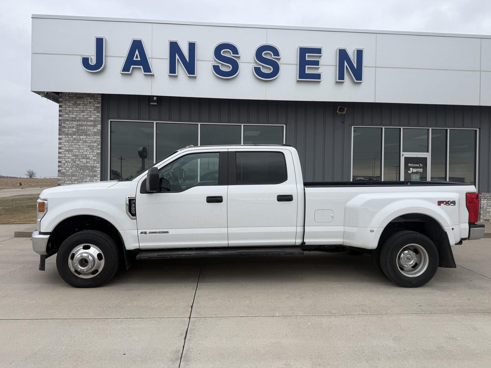 2015 Ford Super Duty F-350 SRW Platinum