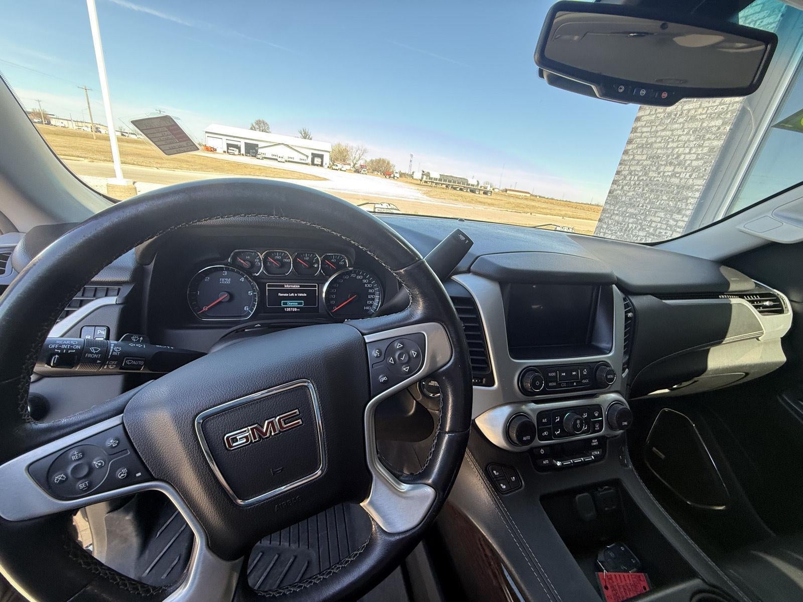 2020 GMC Yukon XL SLT