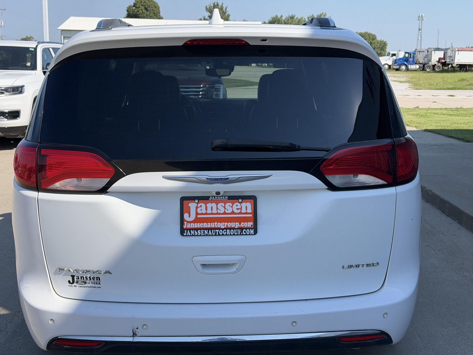 2018 Chrysler Pacifica Limited
