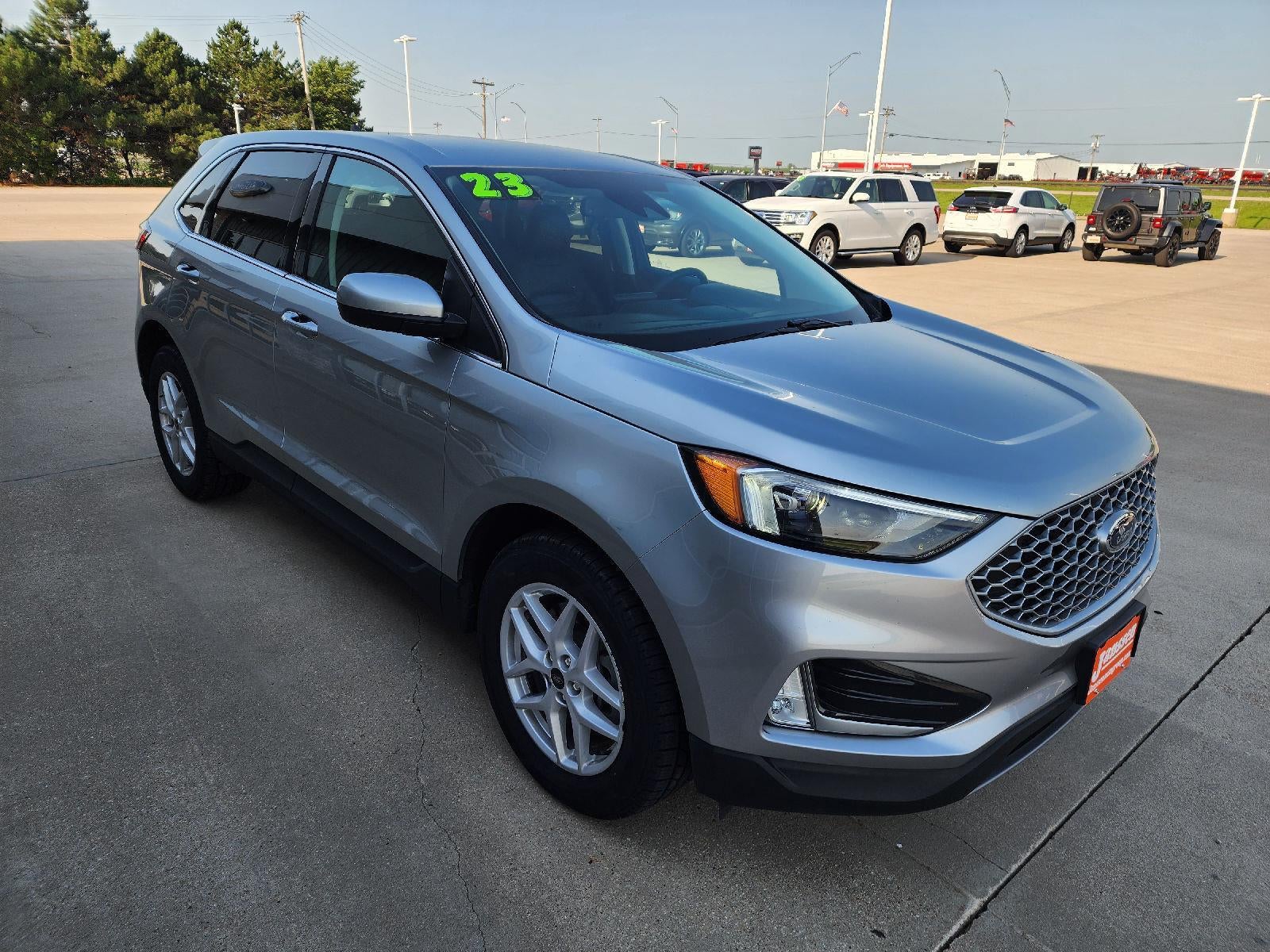 2023 Ford EDGE SEL