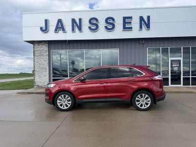 2021 Ford Edge Titanium