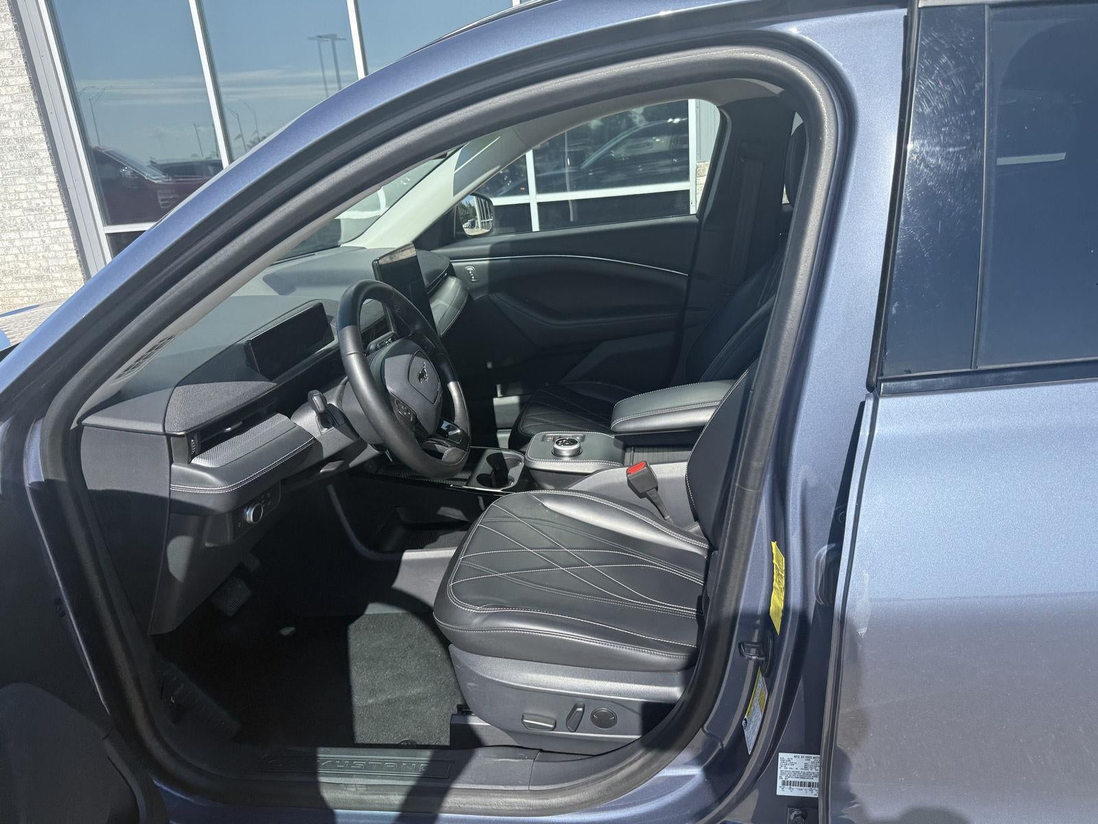 2021 Ford Mustang Mach-E Select