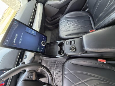 2022 Ford Mustang Mach-E Select