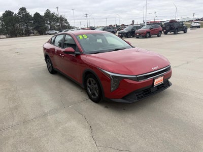 2025 Kia K4 LXS