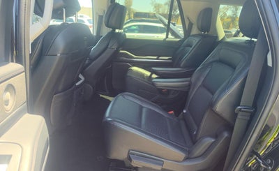 2025 Lincoln Navigator L Reserve
