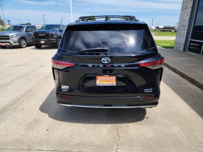 2023 Toyota Sienna Limited