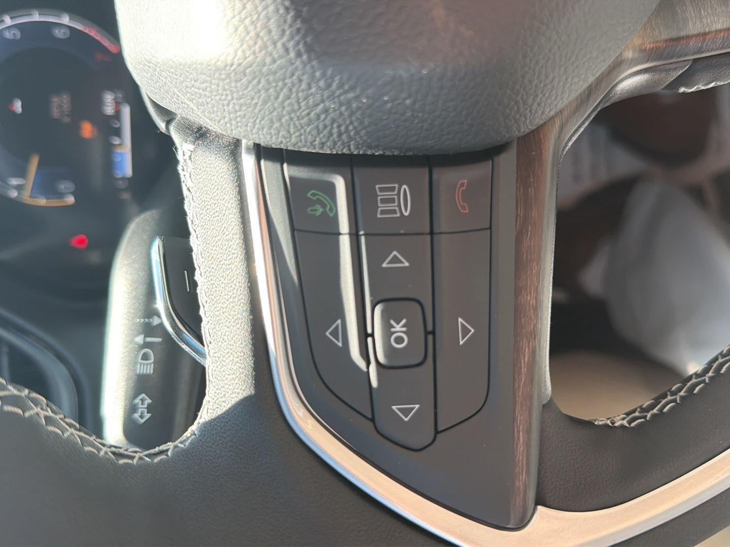 2027 Jeep Grand Cherokee GRAND CHEROKEE LIMITED 4X4