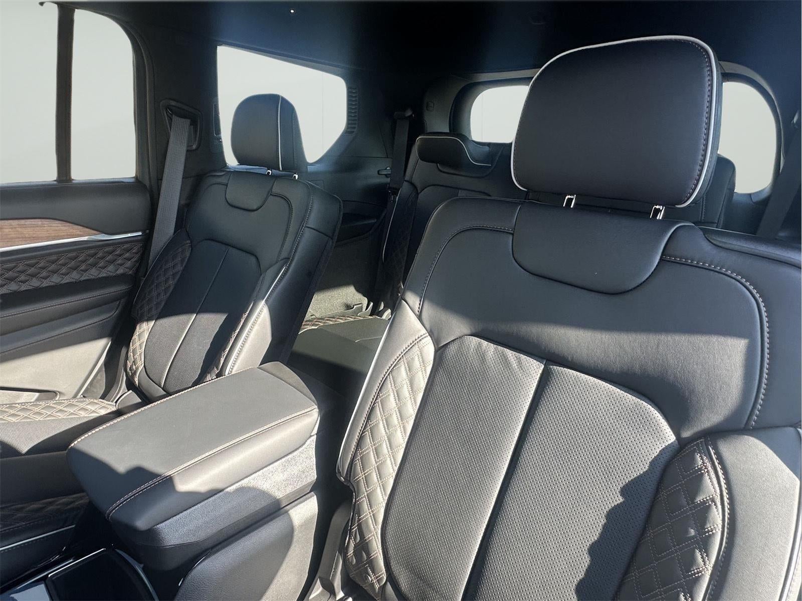 2026 Jeep Grand Cherokee L GRAND CHEROKEE L SUMMIT 4X4