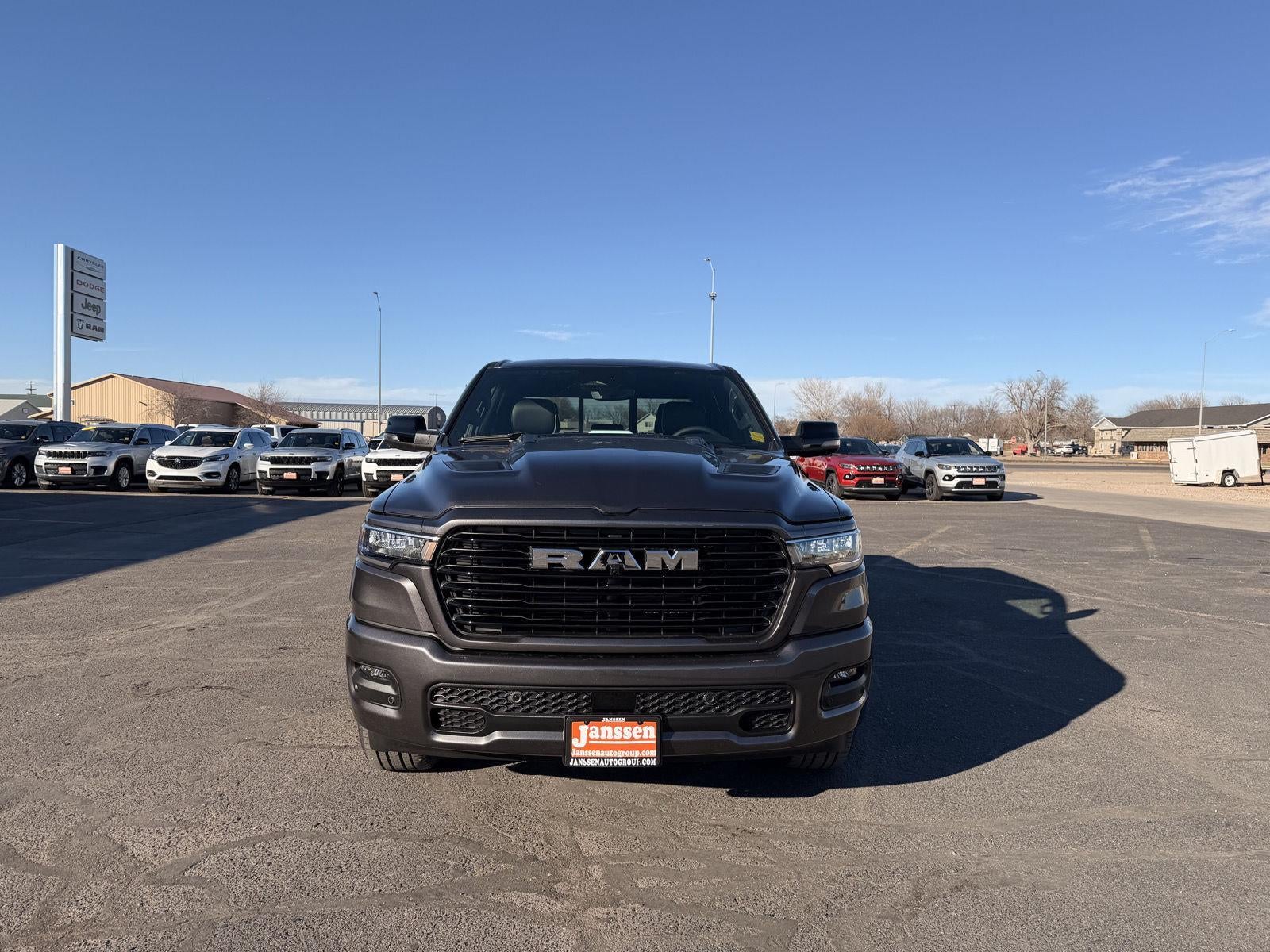 2026 RAM 1500 RAM 1500 LARAMIE CREW CAB 4X4 5'7' BOX