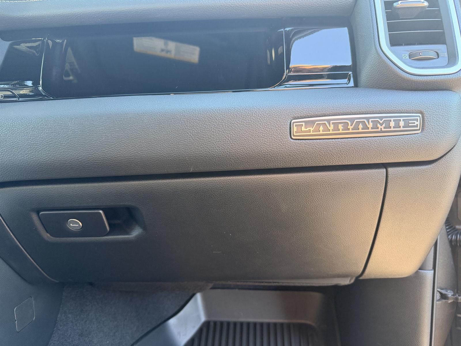 2026 RAM 1500 RAM 1500 LARAMIE CREW CAB 4X4 5'7' BOX