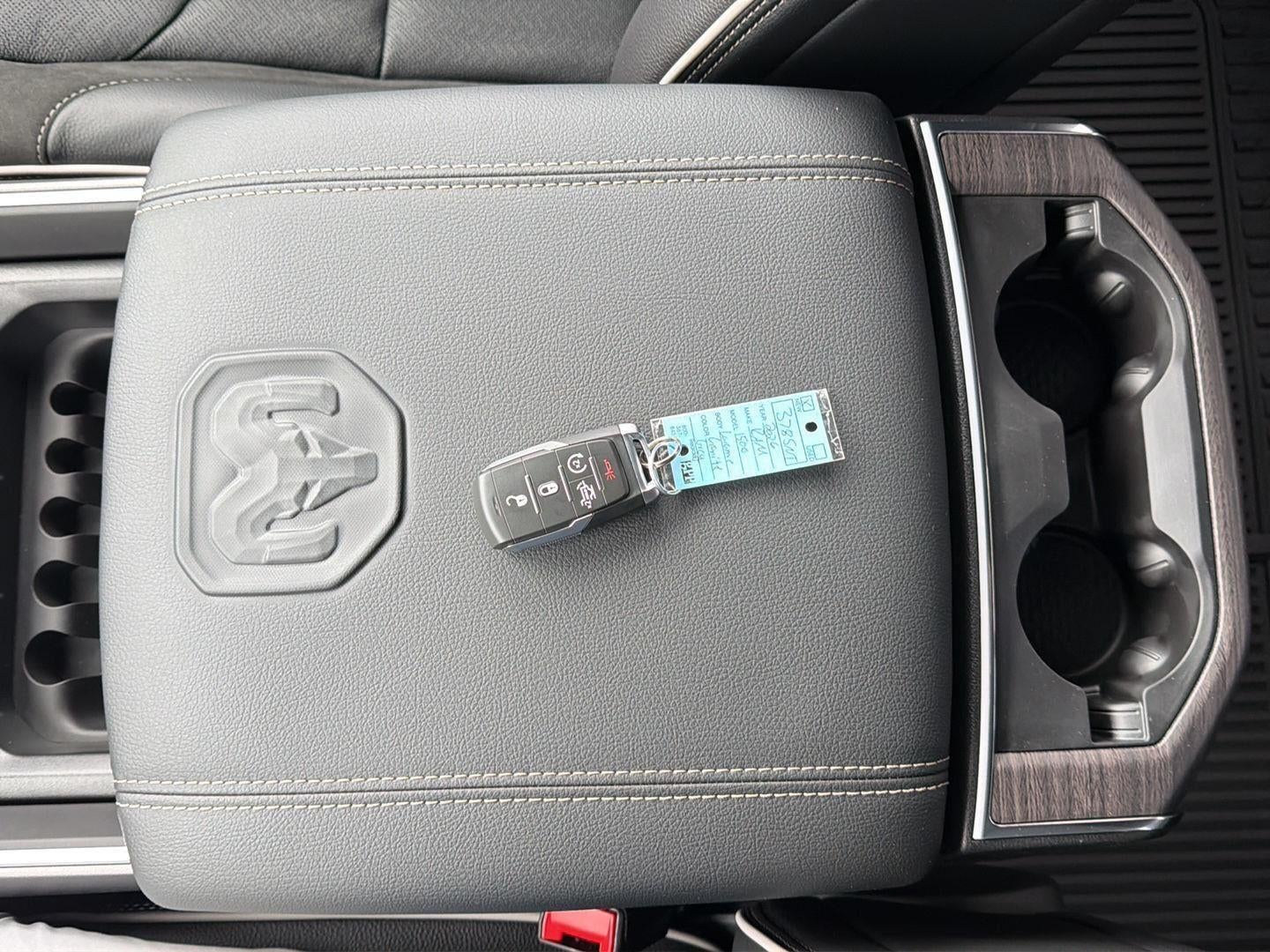 2026 RAM 1500 RAM 1500 LARAMIE CREW CAB 4X4 5'7' BOX