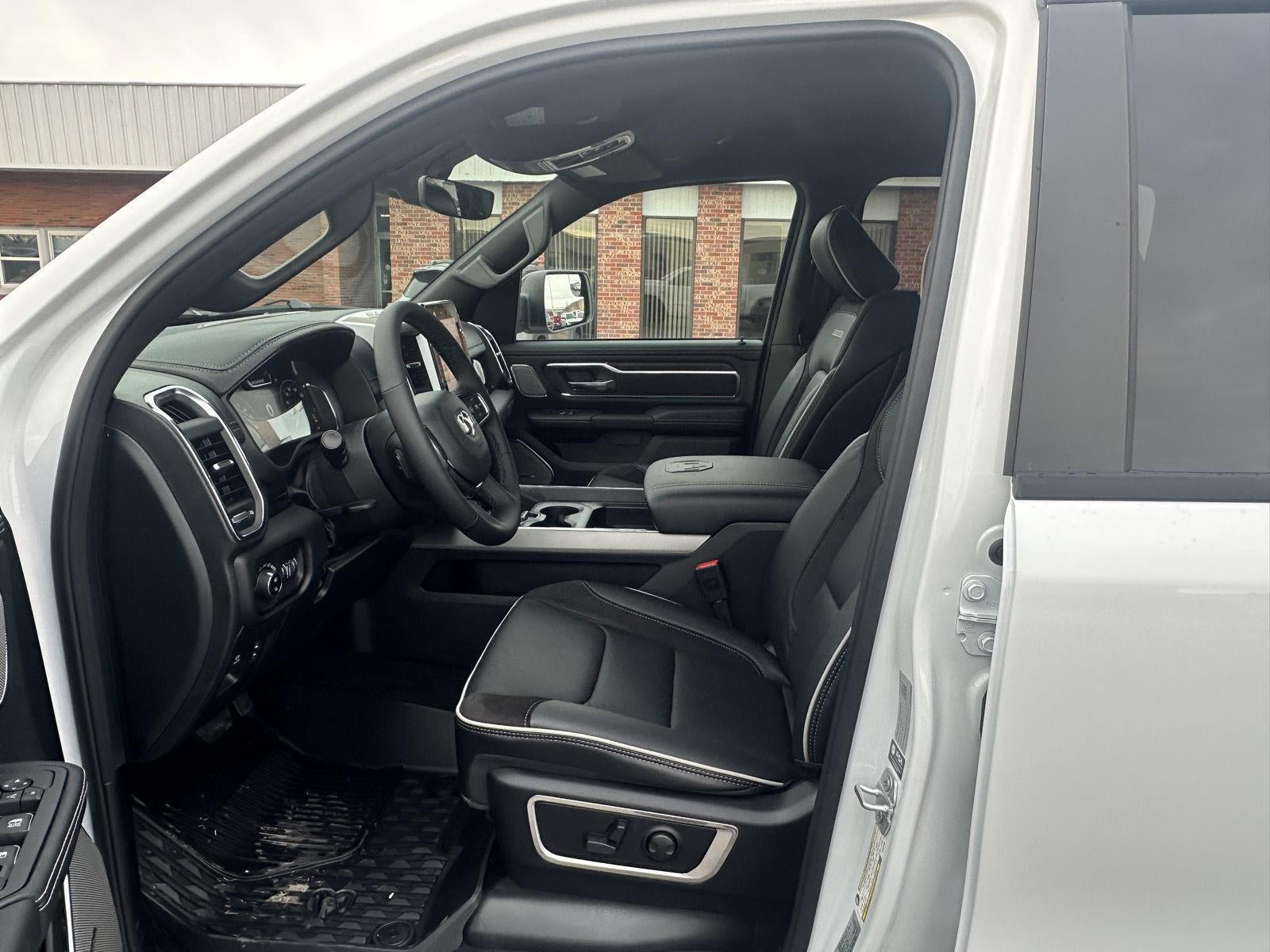 2026 RAM 1500 RAM 1500 LARAMIE CREW CAB 4X4 5'7' BOX