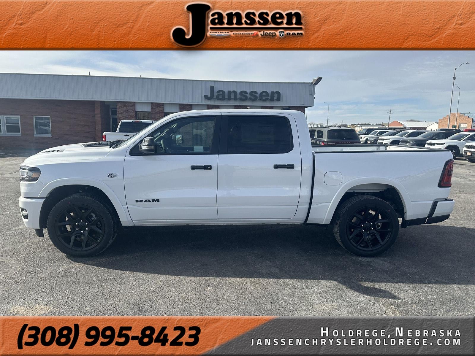 2026 RAM 1500 RAM 1500 LARAMIE CREW CAB 4X4 5'7' BOX
