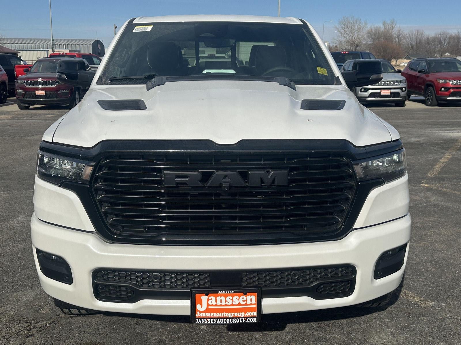2026 RAM 1500 RAM 1500 LARAMIE CREW CAB 4X4 5'7' BOX