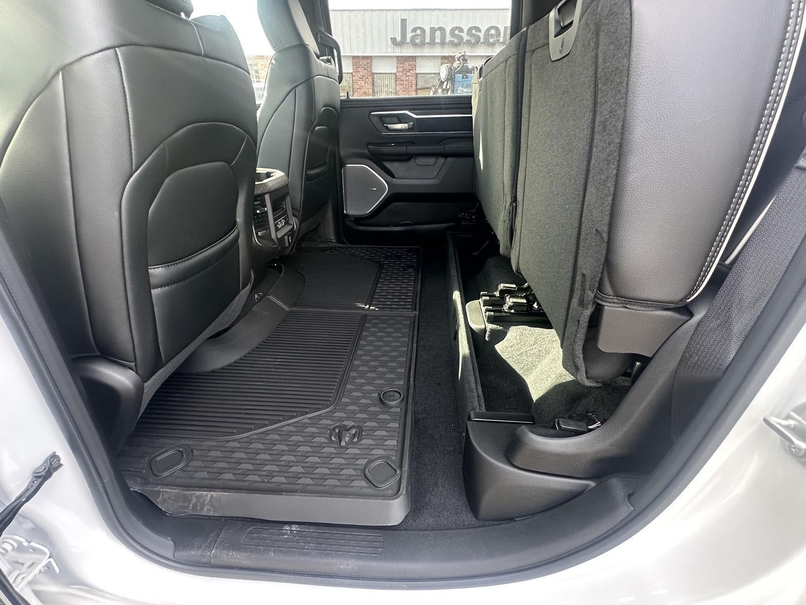 2026 RAM 1500 RAM 1500 LARAMIE CREW CAB 4X4 5'7' BOX