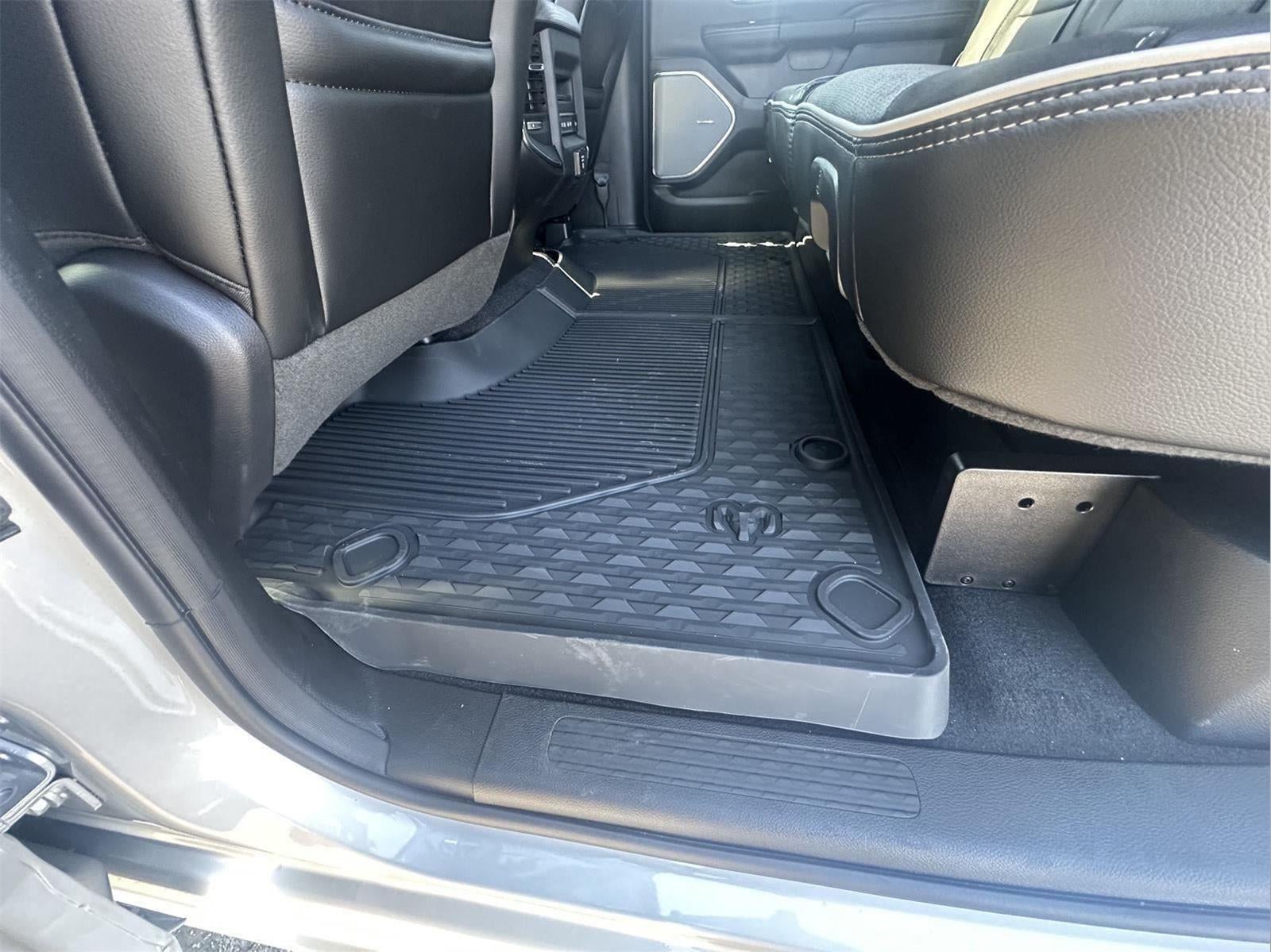 2026 RAM 1500 RAM 1500 LARAMIE CREW CAB 4X4 5'7' BOX