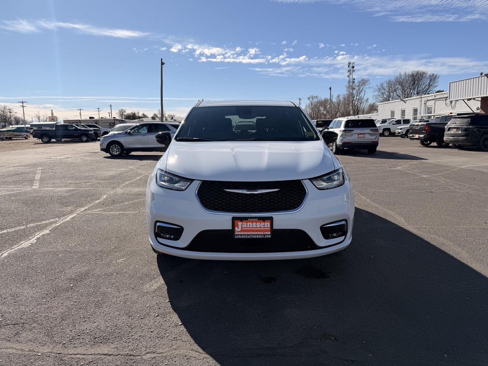 2026 Chrysler Pacifica PACIFICA SELECT AWD