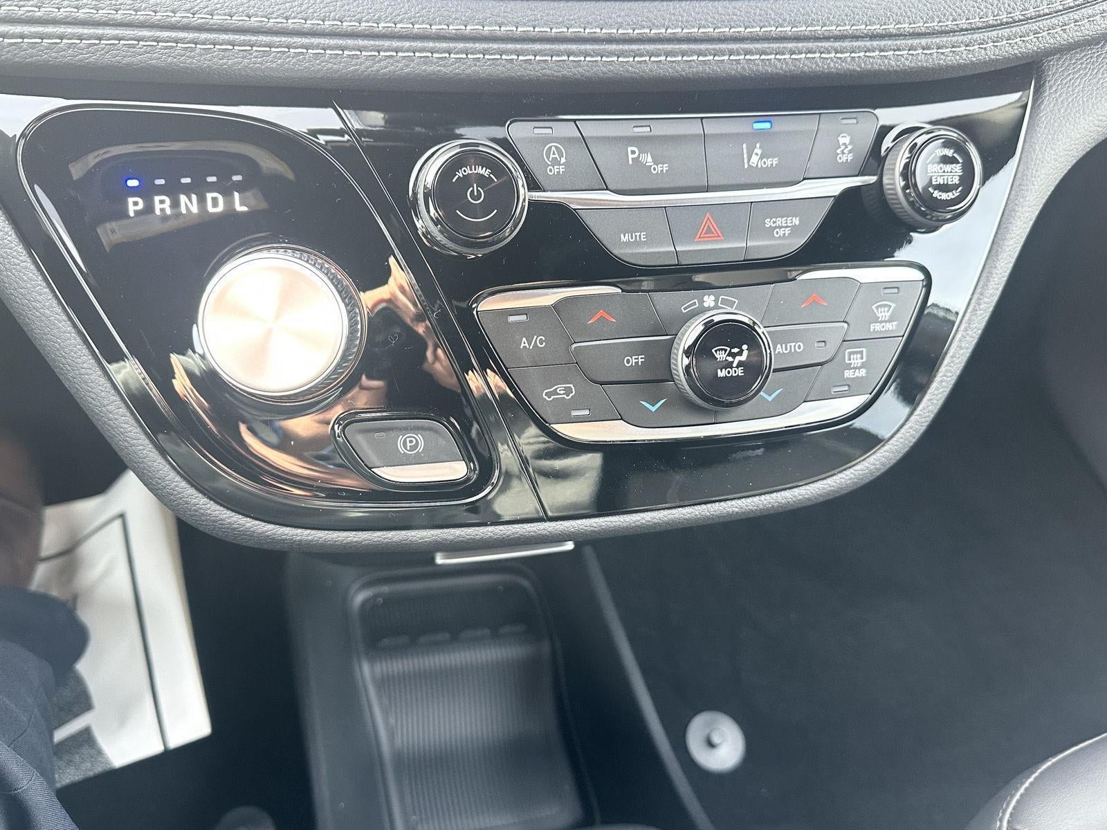 2026 Chrysler Pacifica PACIFICA SELECT AWD