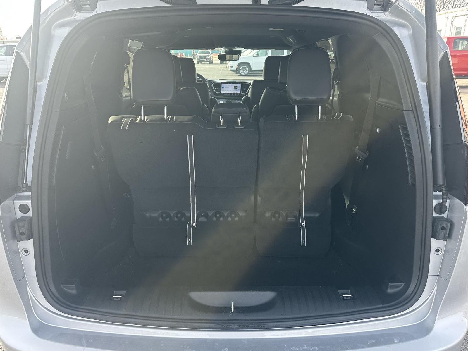 2026 Chrysler Pacifica PACIFICA SELECT AWD