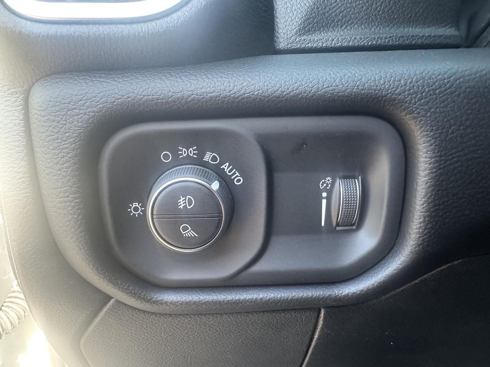 2026 RAM 3500 RAM 3500 BIG HORN CREW CAB 4X4 8' BOX