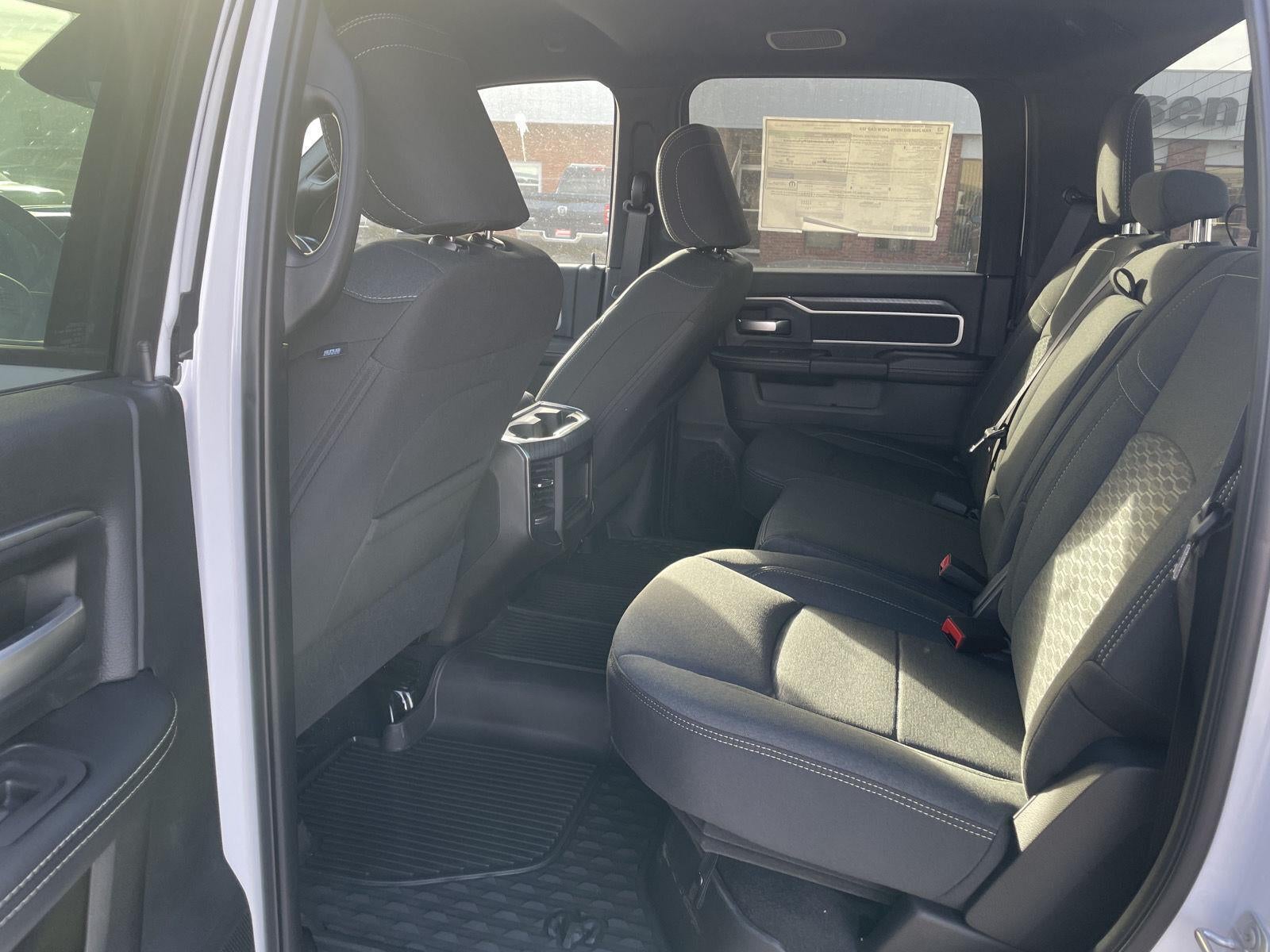 2025 RAM 2500 RAM 2500 BIG HORN CREW CAB 4X4 6'4' BOX