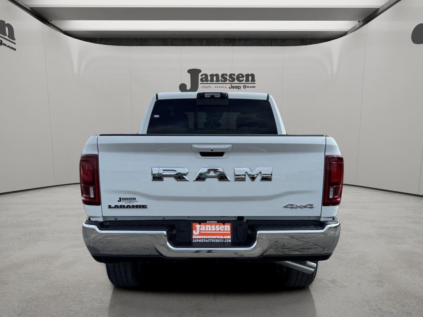 2026 RAM 2500 RAM 2500 LARAMIE CREW CAB 4X4 6'4' BOX