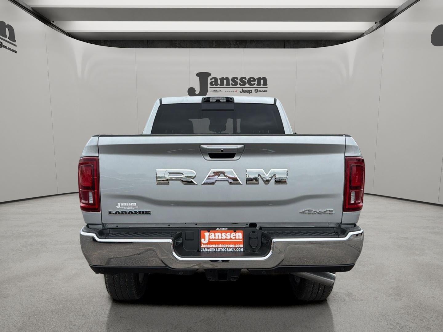 2026 RAM 2500 RAM 2500 LARAMIE CREW CAB 4X4 6'4' BOX