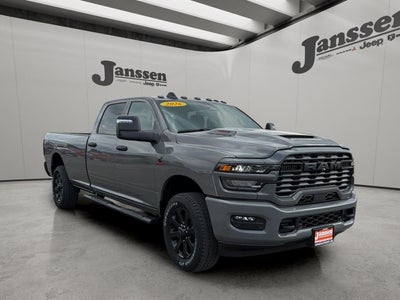 2026 RAM 2500 RAM 2500 BLACK EXPRESS CREW CAB 4X4 8' BOX