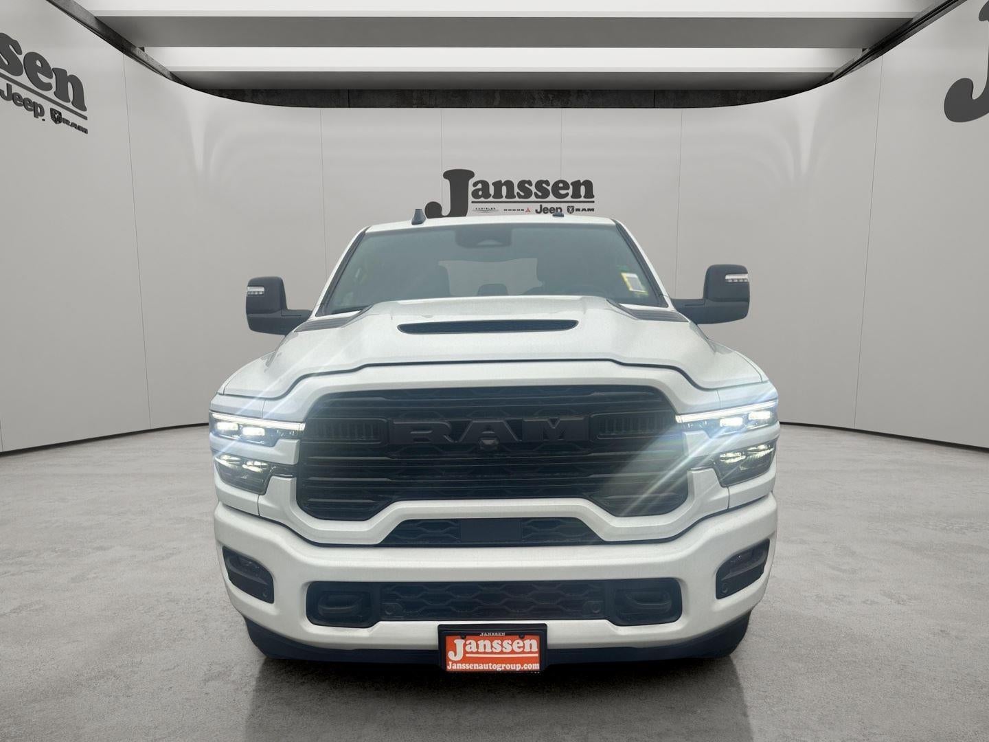 2026 RAM 2500 RAM 2500 LARAMIE MEGA CAB 4X4 6'4' BOX