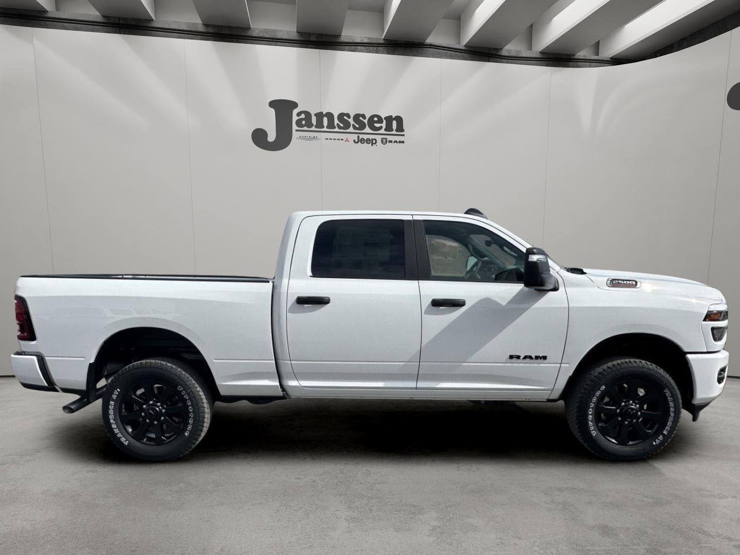 2026 RAM 2500 RAM 2500 BIG HORN CREW CAB 4X4 6'4' BOX