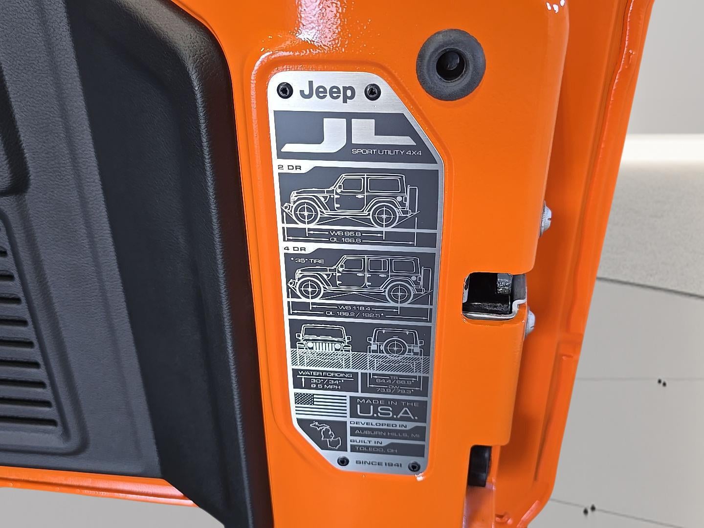 2025 Jeep Wrangler WRANGLER 4-DOOR SAHARA