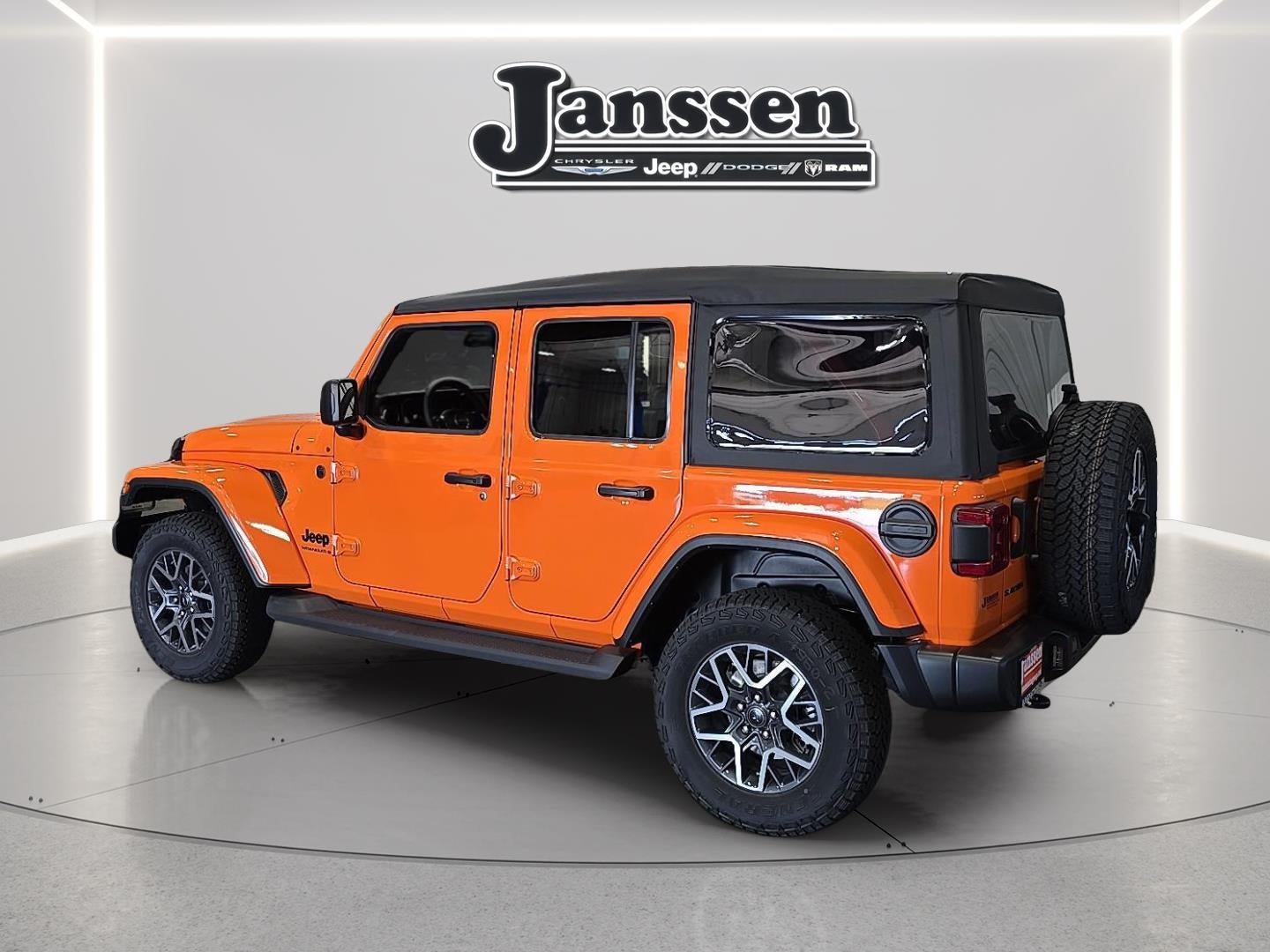 2025 Jeep Wrangler WRANGLER 4-DOOR SAHARA